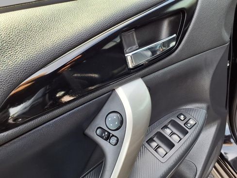 Used 2024 Mitsubishi Eclipse Cross AWD image 19