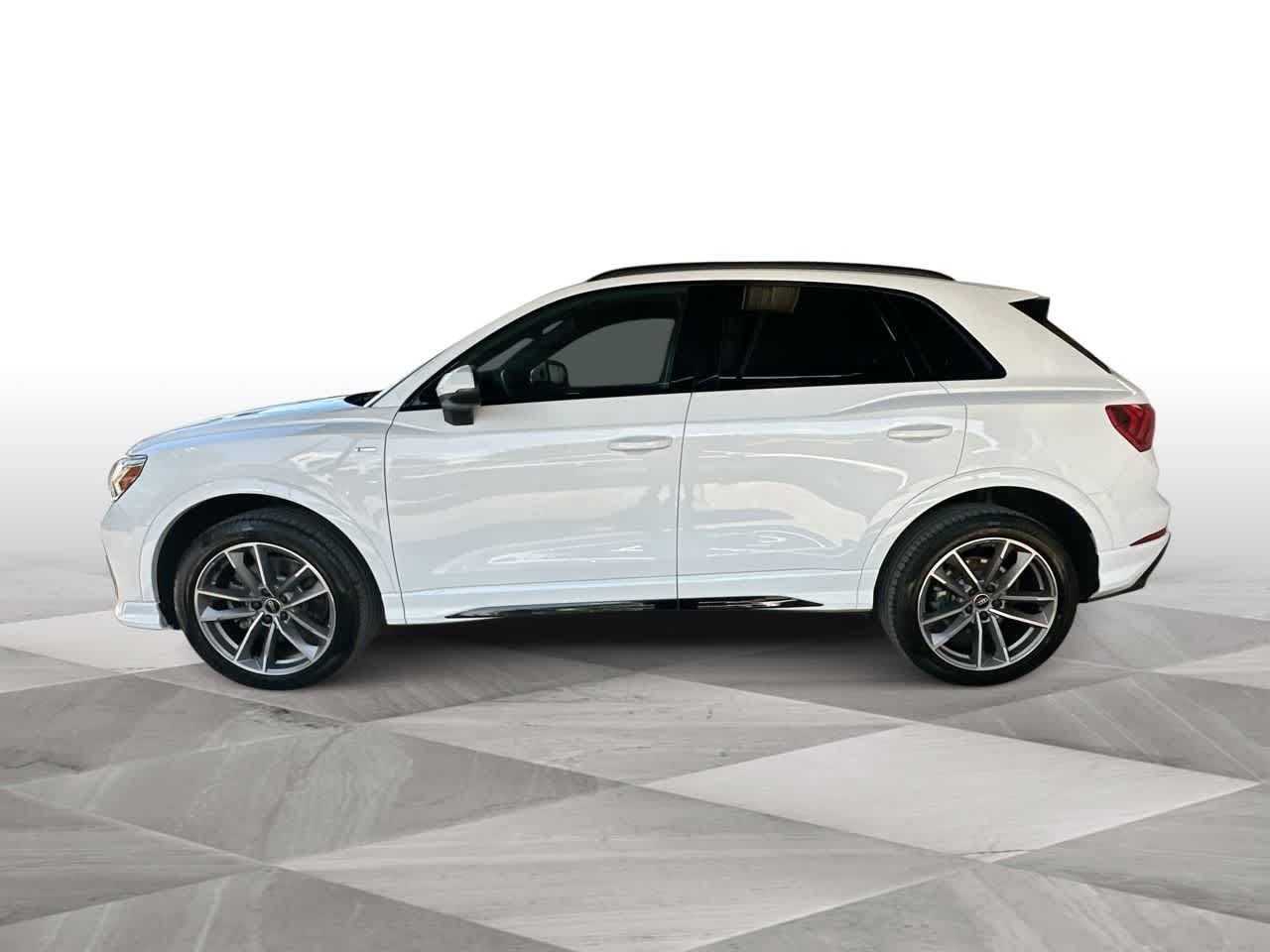 Used 2025 Audi Q3 2.0T Premium w/ Convenience Package AWD/4WD image 5