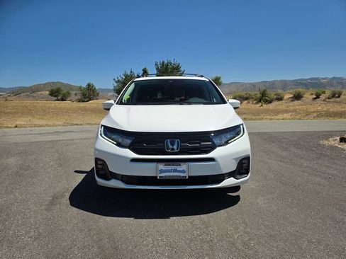 New 2026 Honda Odyssey EX-L image 3