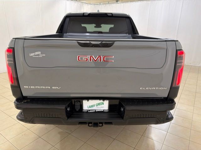 Used 2026 GMC Sierra EV Elevation AWD/4WD image 5