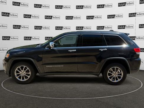Used 2016 Jeep Grand Cherokee Limited RWD image 3