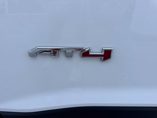 Used 2023 GMC Acadia AT4 w/ Technology Package AWD/4WD image 28
