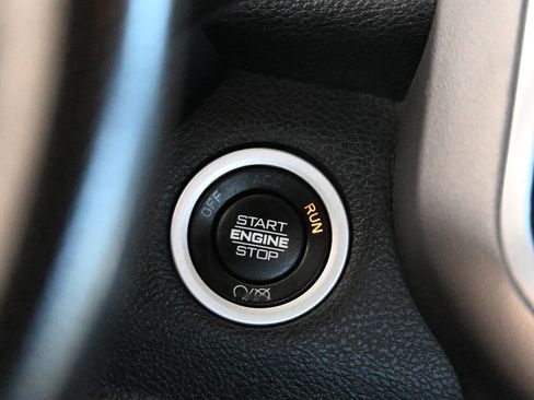 Used 2022 RAM 2500 Big Horn AWD/4WD image 15