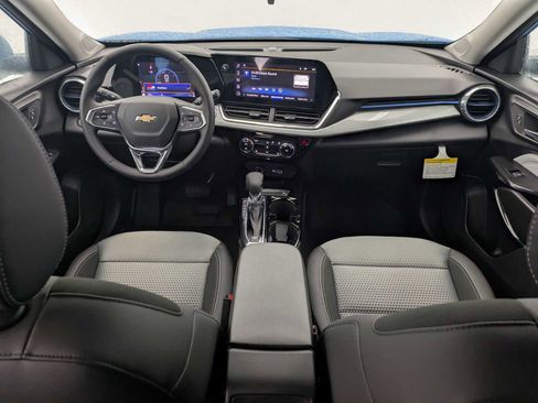 New 2026 Chevrolet Trax LT image 16