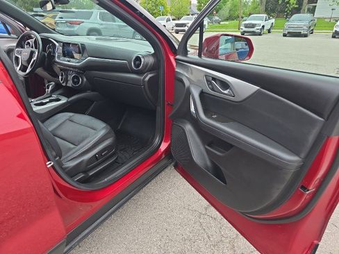 Used 2020 Chevrolet Blazer LT FWD image 38