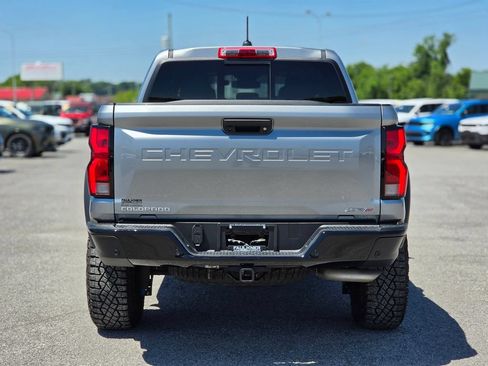 Used 2025 Chevrolet Colorado ZR2 AWD/4WD image 6