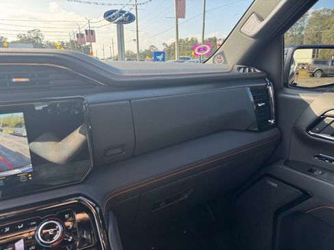 Used 2023 GMC Sierra 1500 AT4 w/ Technology Package image 35