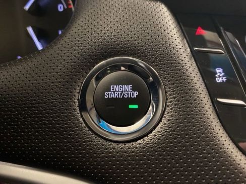 Used 2018 Cadillac XTS Luxury image 13