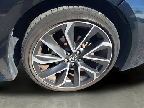 Used 2020 Toyota Corolla XSE image 12