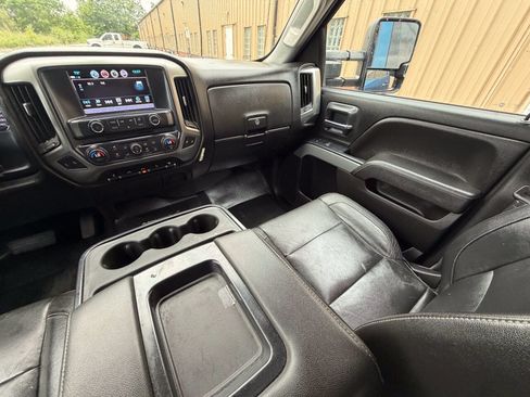 Used 2018 Chevrolet Silverado 2500 LT w/ LT Fleet Convenience Package AWD/4WD image 14
