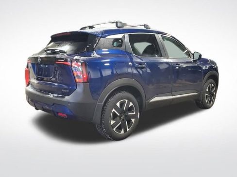 New 2026 Nissan Kicks SV image 5