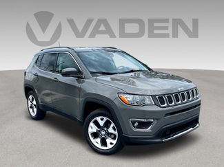 Used 2021 Jeep Compass Limited image 1