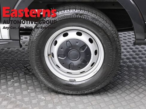Used 2019 Ford Transit 250 130 Low Roof RWD image 8