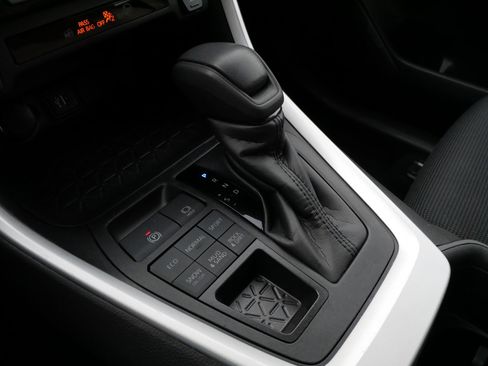 Certified 2024 Toyota RAV4 LE image 24