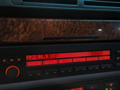 Used 1999 BMW 528i Sedan image 33