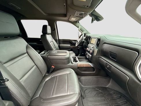 Used 2020 GMC Sierra 3500 Denali w/ Denali Ultimate Package image 31