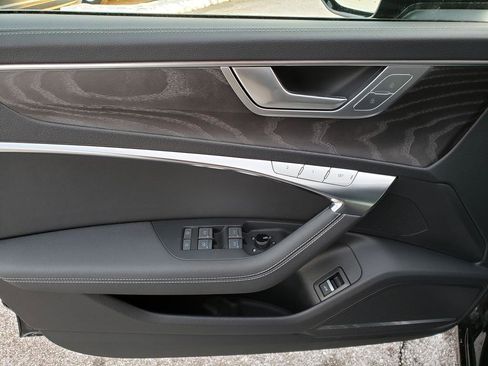 Used 2025 Audi A6 Premium Plus w/ Premium Plus Package image 9