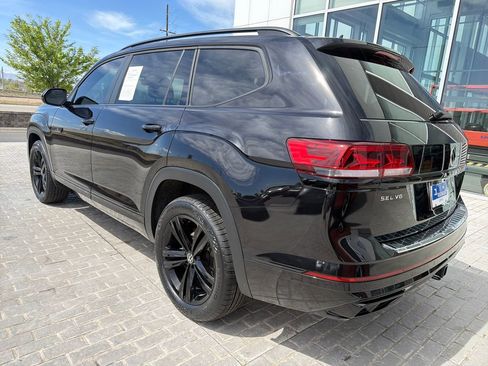 Certified 2023 Volkswagen Atlas SEL R-Line image 5