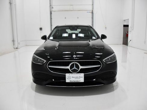 Used 2023 Mercedes-Benz C 300 4MATIC Sedan image 2