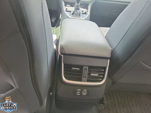 Used 2024 Subaru Outback Premium AWD/4WD image 23