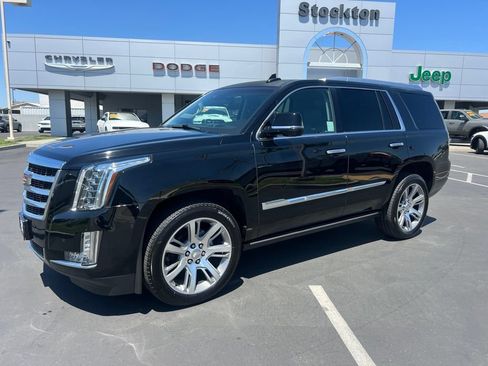 Used 2015 Cadillac Escalade Premium AWD/4WD image 2