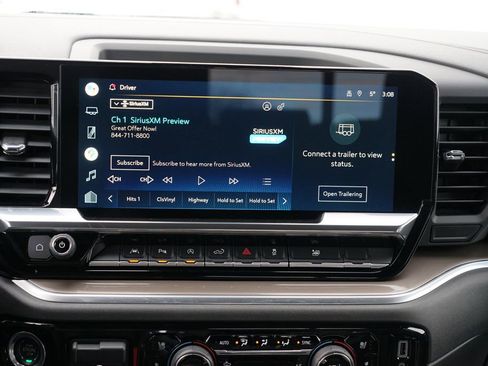 Used 2022 Chevrolet Silverado 1500 High Country w/ High Country Premium Package image 23