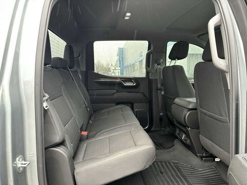 Used 2024 Chevrolet Silverado 1500 LT image 27