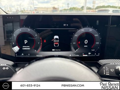 New 2025 Nissan Kicks SR image 18