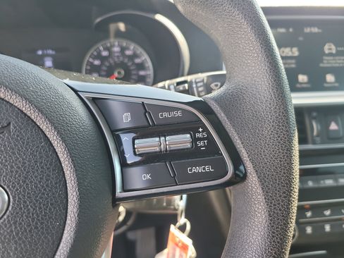 Used 2020 Kia Optima LX image 27