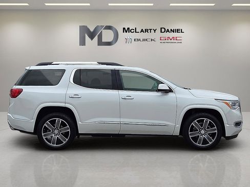 Used 2018 GMC Acadia Denali w/ Technology Package image 6