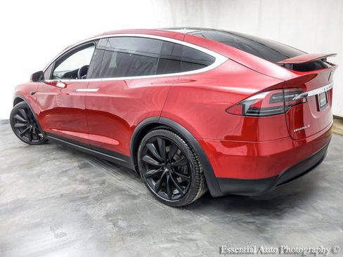 Used 2018 Tesla Model X 75D image 9