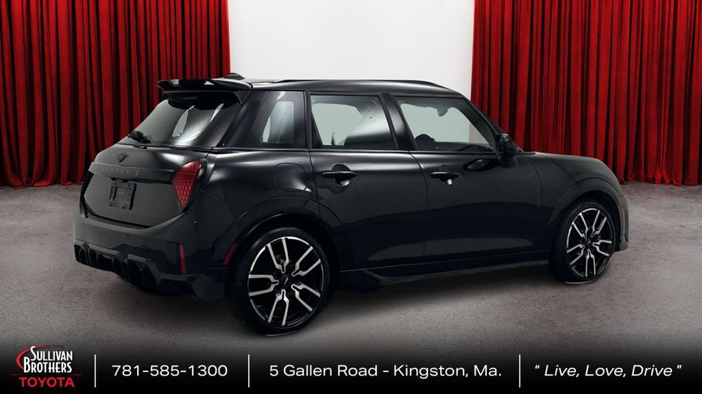 Used 2025 MINI Cooper S FWD image 5