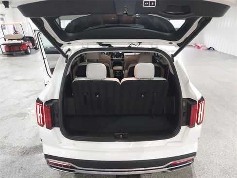 Used 2024 Kia Sorento SX Prestige image 30