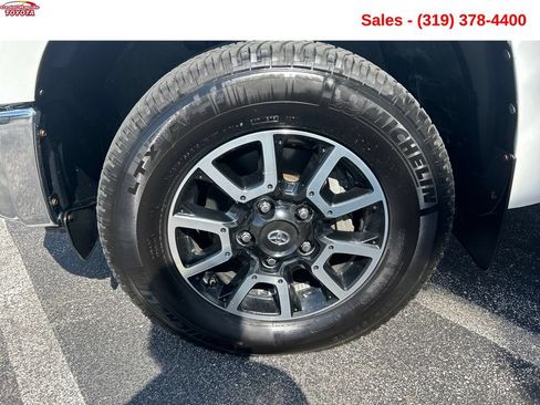 Used 2018 Toyota Tundra Limited AWD/4WD image 23