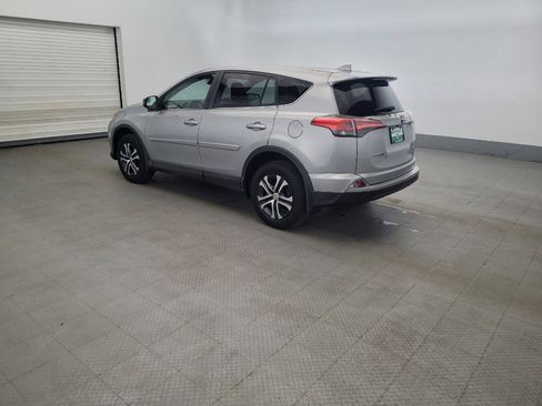 Used 2018 Toyota RAV4 LE w/ Carpet Mat Package AWD/4WD image 3