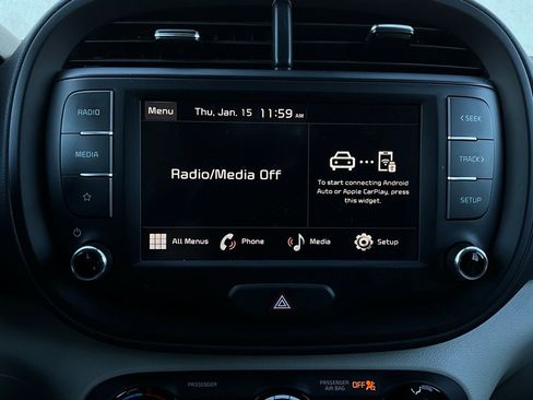 Used 2025 Kia Soul LX w/ LX Technology Package image 26