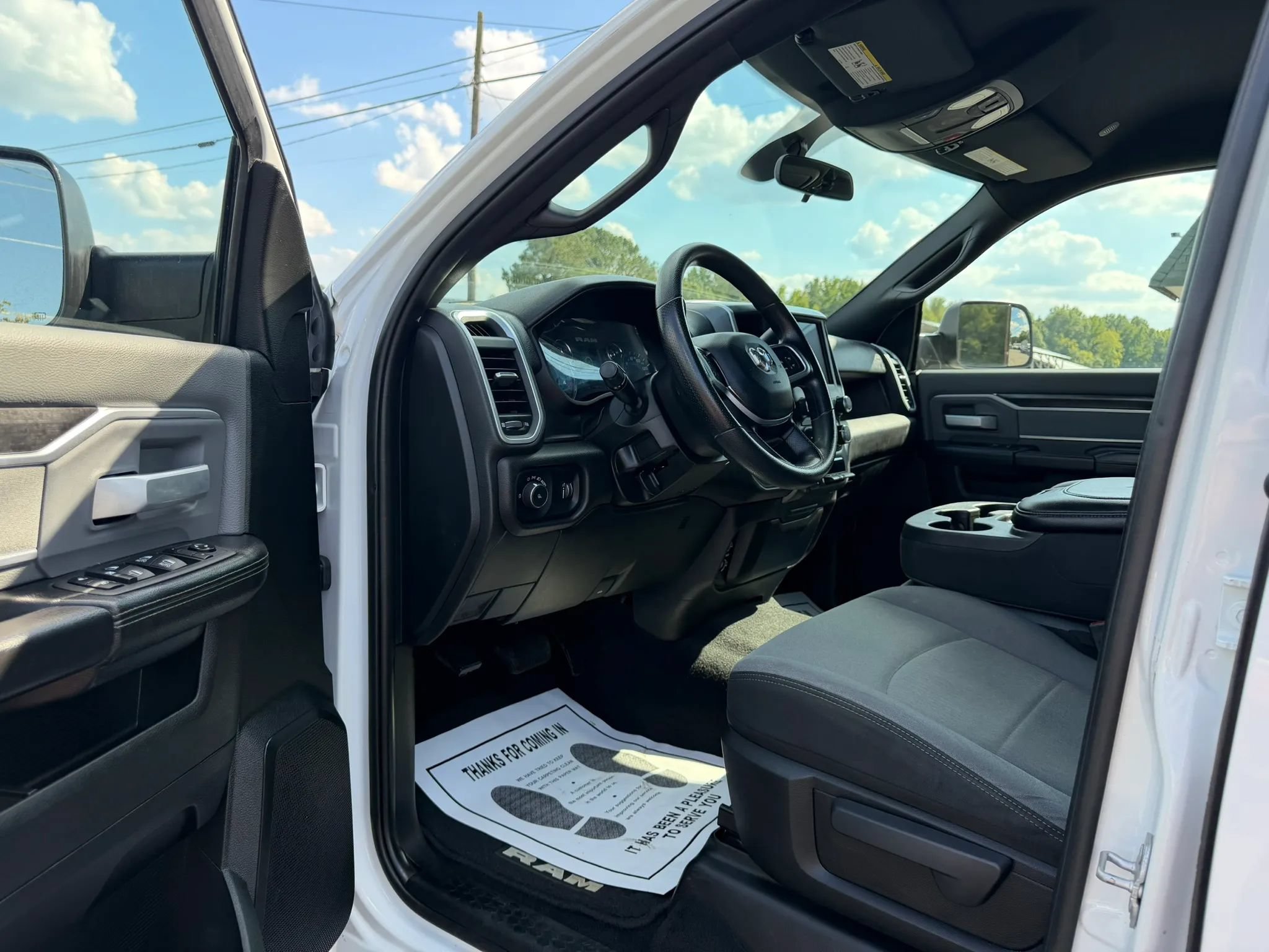 Used 2022 RAM 2500 Big Horn AWD/4WD image 17