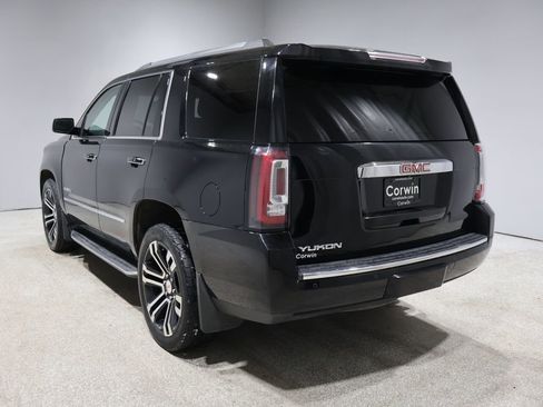 Used 2016 GMC Yukon Denali image 5