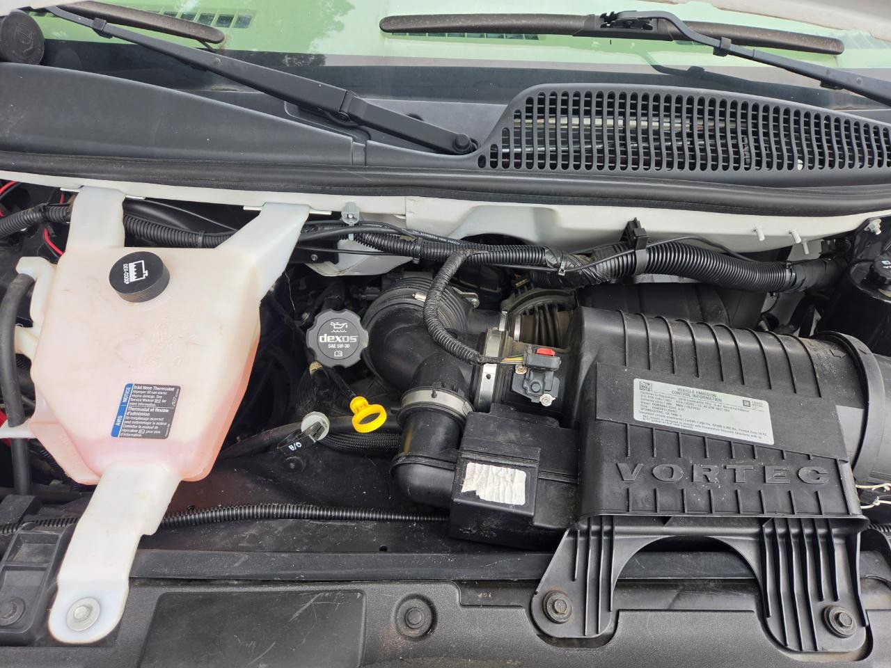 Used 2016 Chevrolet Express 3500 RWD image 15