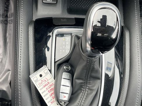 Used 2020 Nissan Rogue Sport SL w/ Premium Package image 17