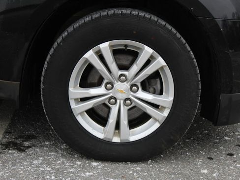 Used 2015 Chevrolet Equinox LT image 35