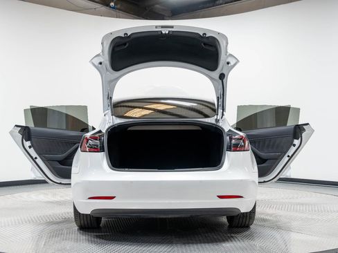 Used 2019 Tesla Model 3 Long Range image 24