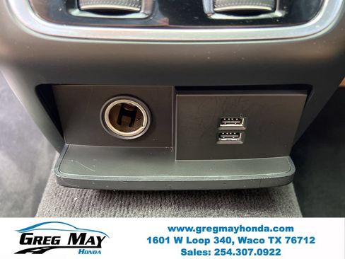 Used 2018 Volvo S90 T5 Momentum w/ Convenience Package FWD image 18