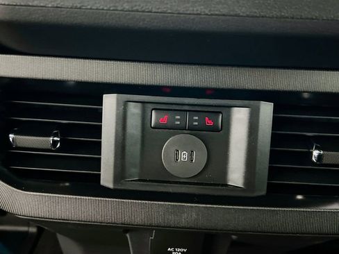 New 2026 Ford F350 Platinum w/ Tremor Off-Road Package image 30