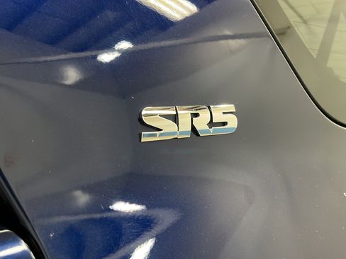 Used 2019 Toyota 4Runner SR5 Premium AWD/4WD image 37