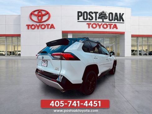 Used 2023 Toyota RAV4 XSE AWD/4WD image 6