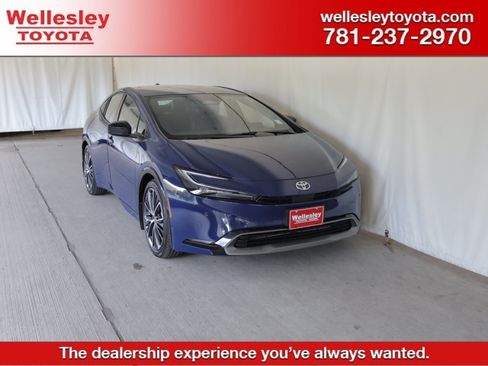 Used 2024 Toyota Prius Limited w/ Limited Premium Package AWD/4WD image 1