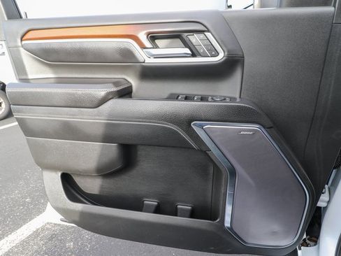 Used 2024 GMC Sierra 3500 Denali w/ Denali Reserve Package image 12