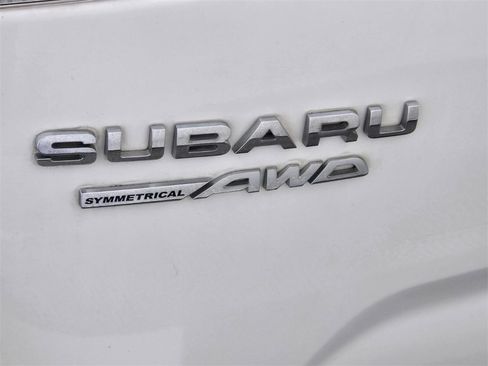 Used 2020 Subaru Forester Limited image 12