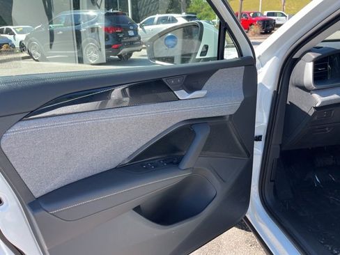 New 2025 Volkswagen Tiguan S image 5